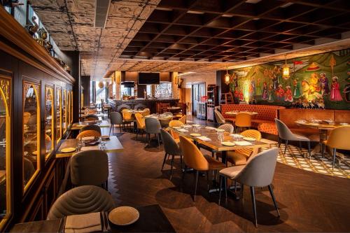 restaurant